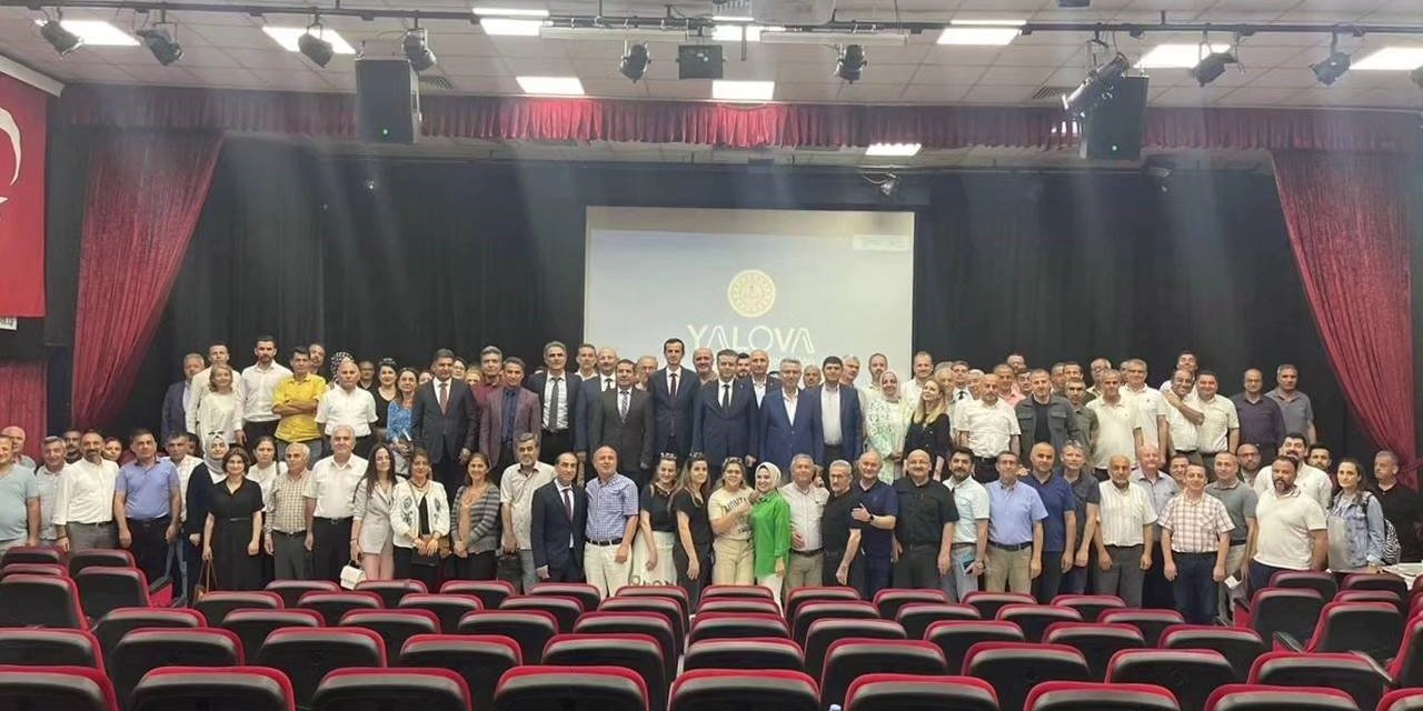 Yalova’da okul kurum müdürleri toplantısı