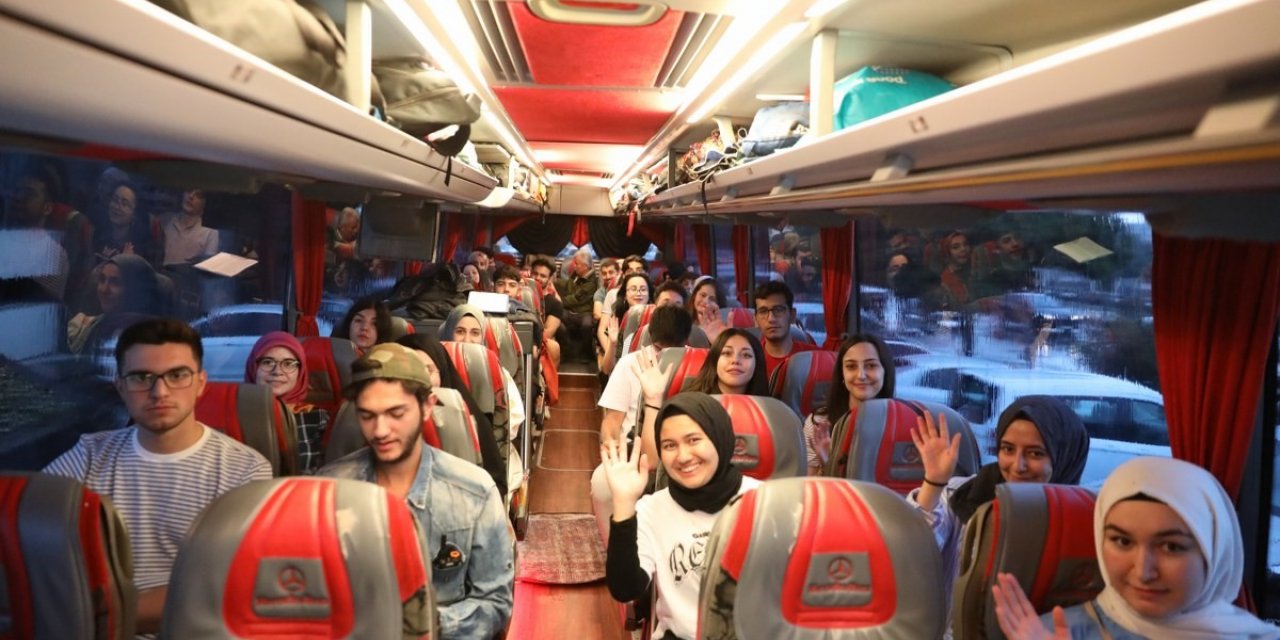 Melikgazi, yeşilaycı gençleri Çanakkale’ye uğurladı