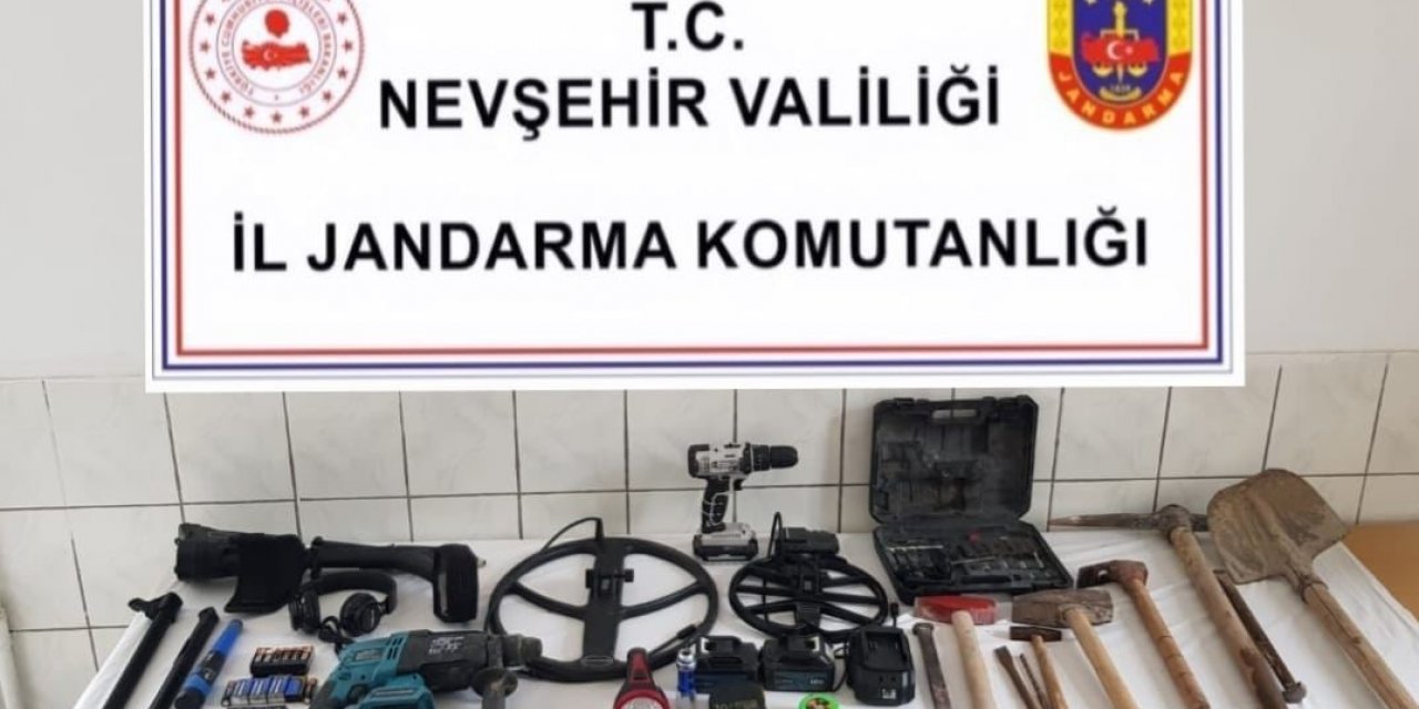 Kaçak kazı yapanlar suçüstü yakalandı