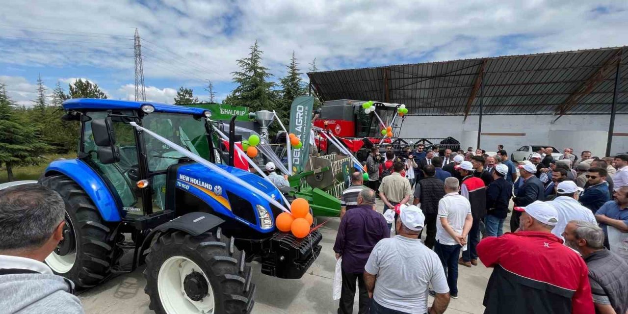 Eskişehir’de Tarla Günü’nde çiftçiler bilgilendi