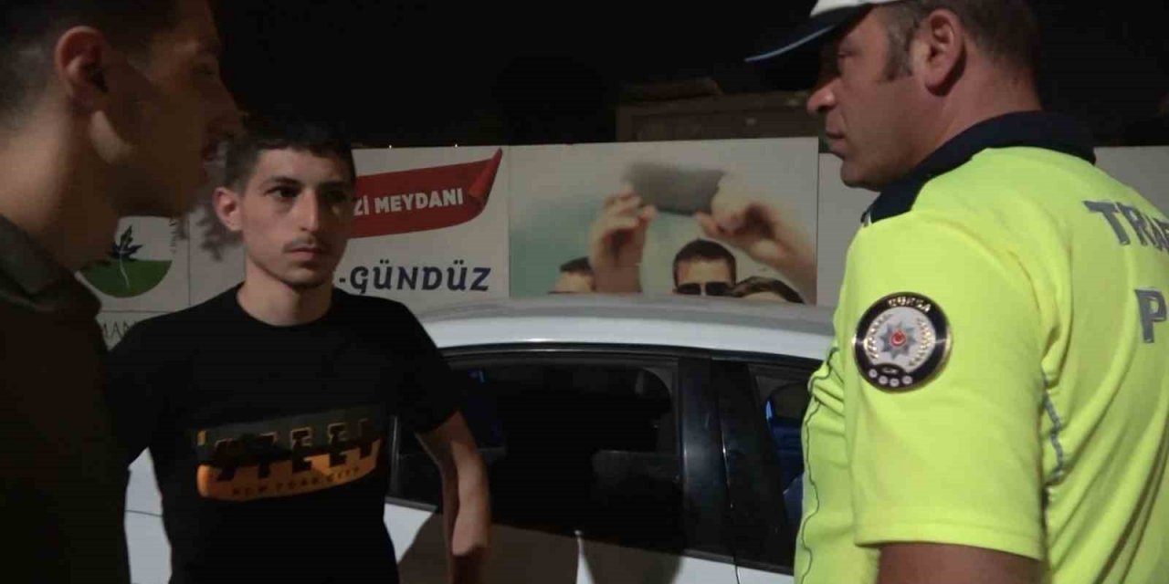 Drift yapmaktan ehliyetine el konulmuştu...Polislerle böyle pazarlık yaptı