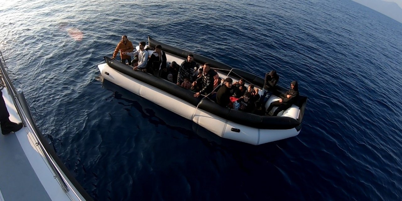 Aydın’da 26 düzensiz göçmen kurtarıldı