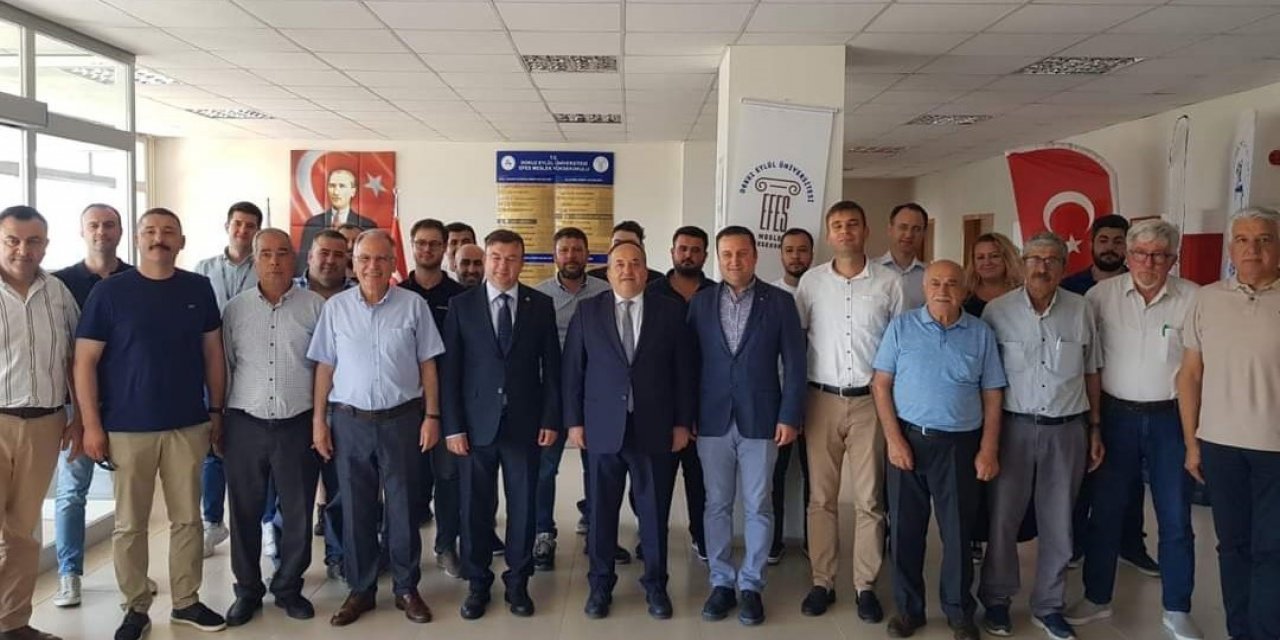 DEÜ’nün gıda laboratuvarı sektöre ışık tutuyor