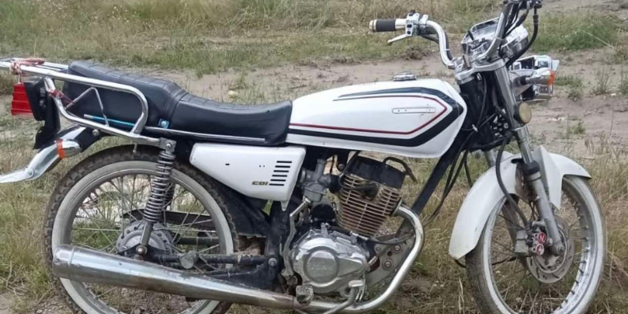 Motosiklet hırsızı suçüstü yakalandı