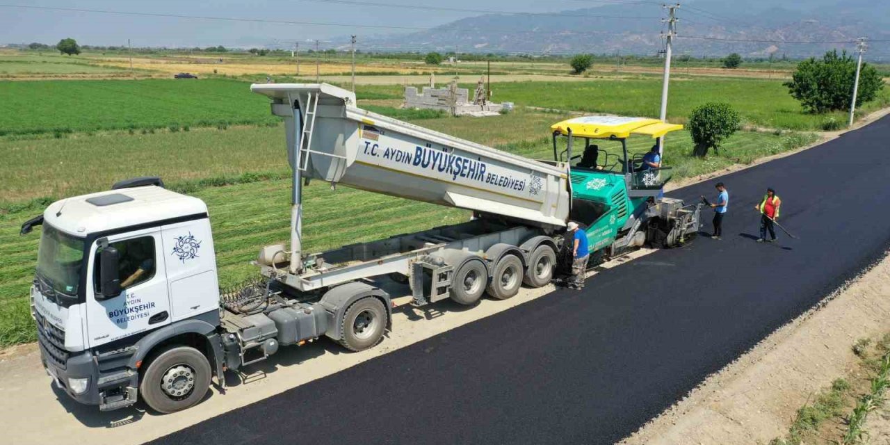 Umurlu Armutlu yolu sıcak asfalta kavuştu