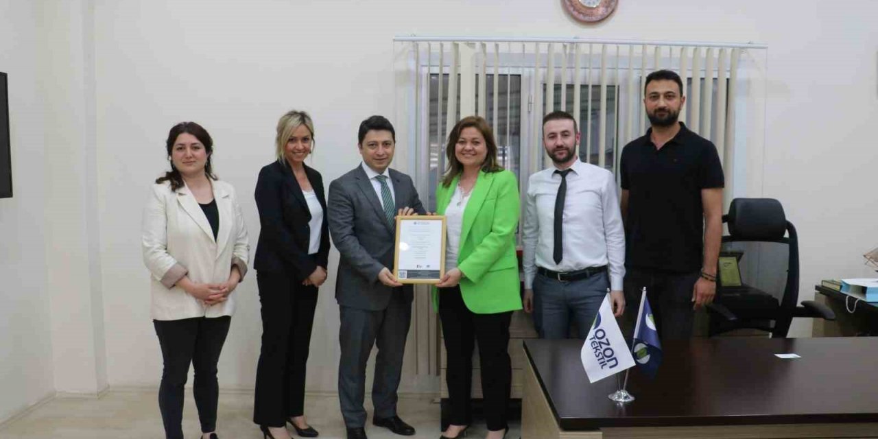 Ozon Tekstil, CK Çamlıbel Elektrik aracılığı ile yeşil enerji sertifikası aldı