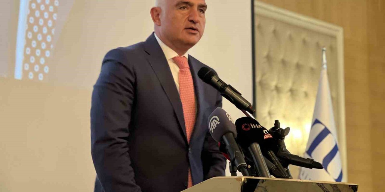 Kültür ve Turizm Bakanı Ersoy: "Yaşanan olumsuzluklara rağmen 2023 yılı 56 milyar dolar gelir hedefimizi koruyoruz"