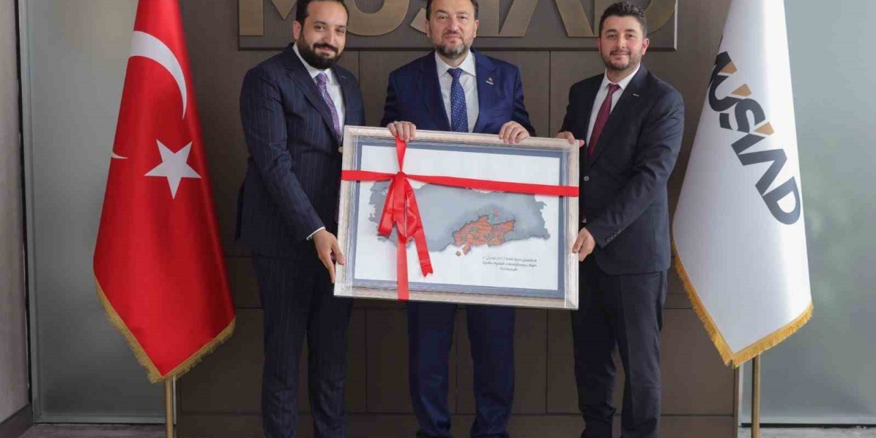 MÜSİAD Kırşehir Şubesinde görev değişimi