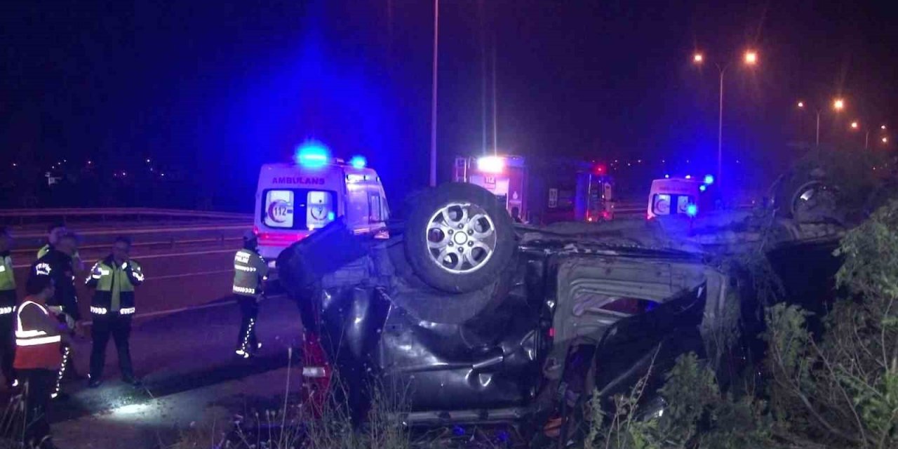 Çatalca’da kontrolden çıkan araç takla attı: 14 yaralı