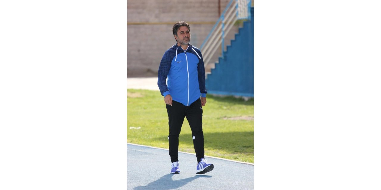 Kayserili antrenör Azerbaycan Premier Ligi’nde