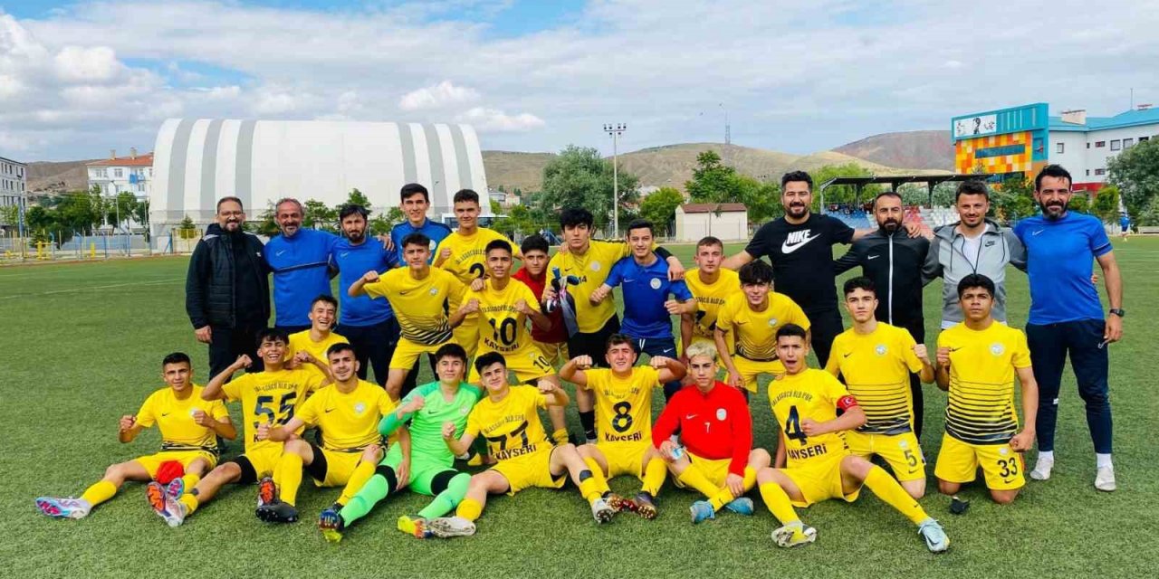 Talasgücü Belediyespor galibiyetle başladı