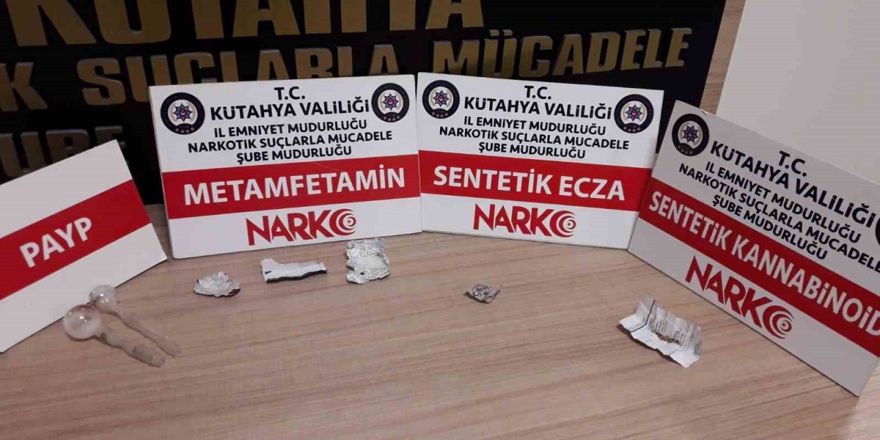 Kütahya’da uyuşturucu satıcısının evine yapılan baskın