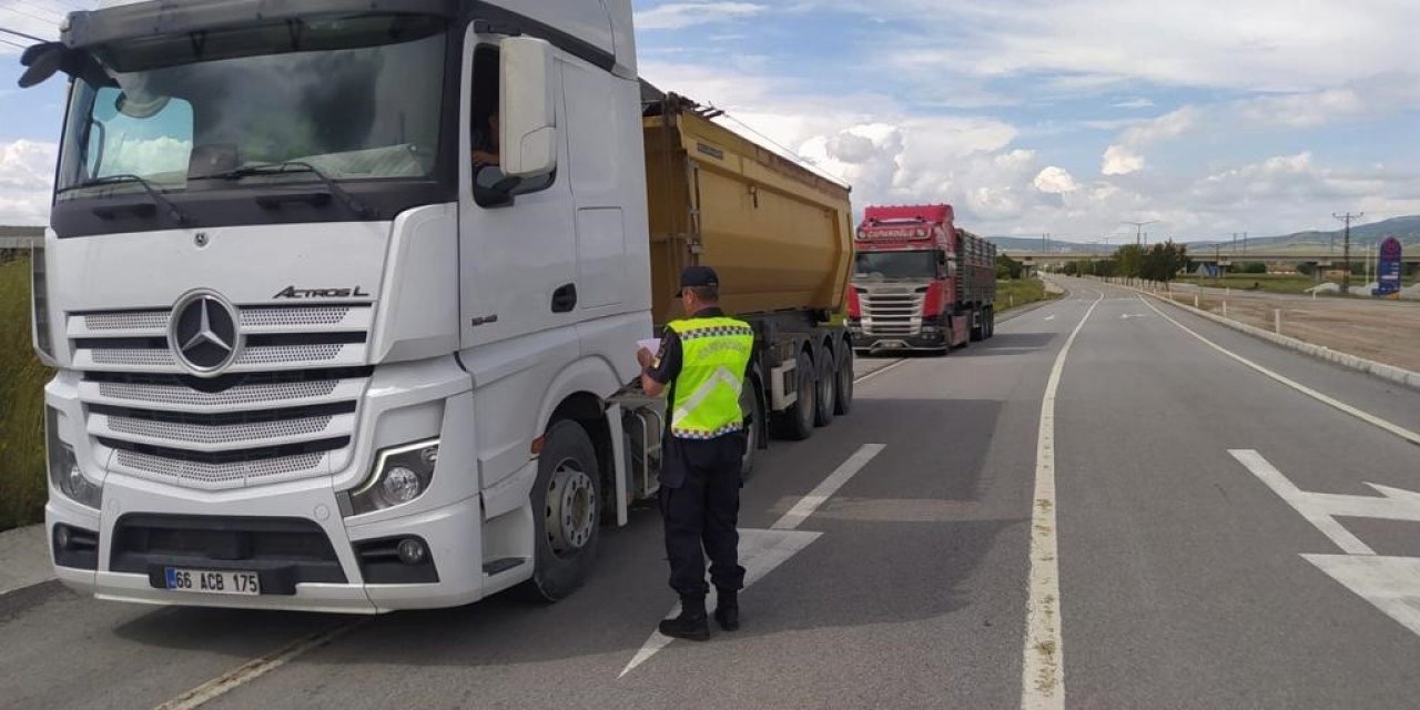 Bayram tatilinde kara yollarında 994 jandarma personeli görev yapacak