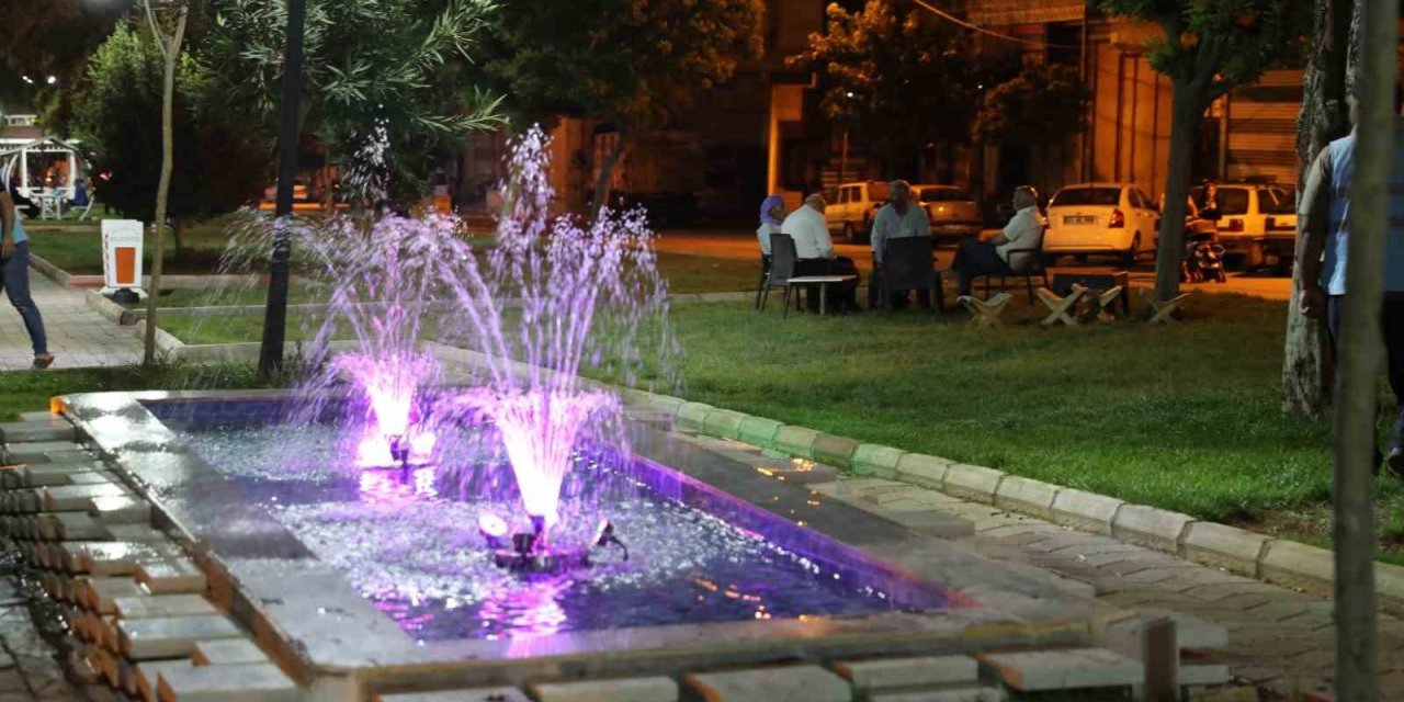 Eyyübiye parklarında görsel şölen