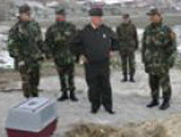 Aslan Paşa köpeğine mezar yeri arıyor