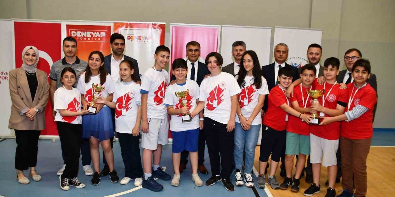 Robotik Kodlama Projesi Yarışmasının başarılı takımları belli oldu