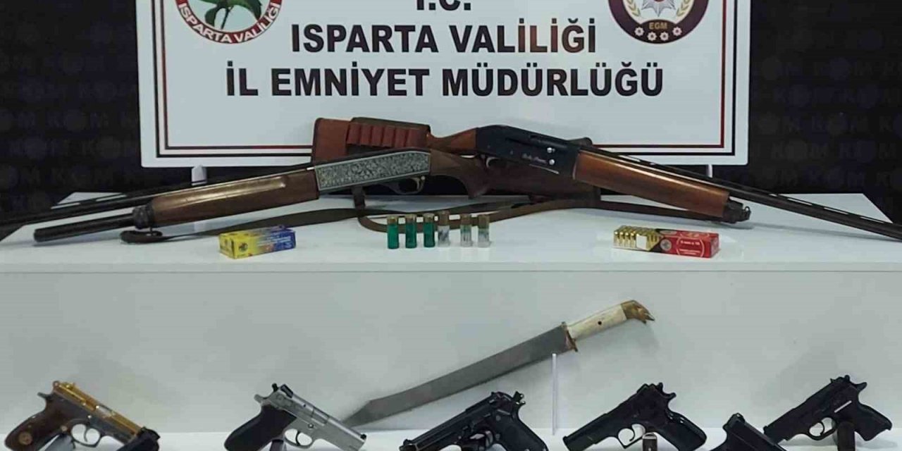 Isparta’da ‘Kukla’ operasyonunda 8 şüpheli yakalandı