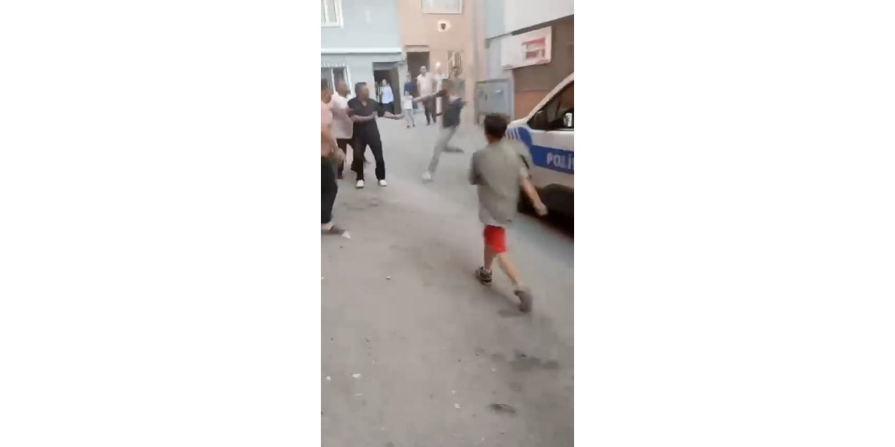 Bursa’da husumetli ailelerin meydan muharebesi kameralara yansıdı