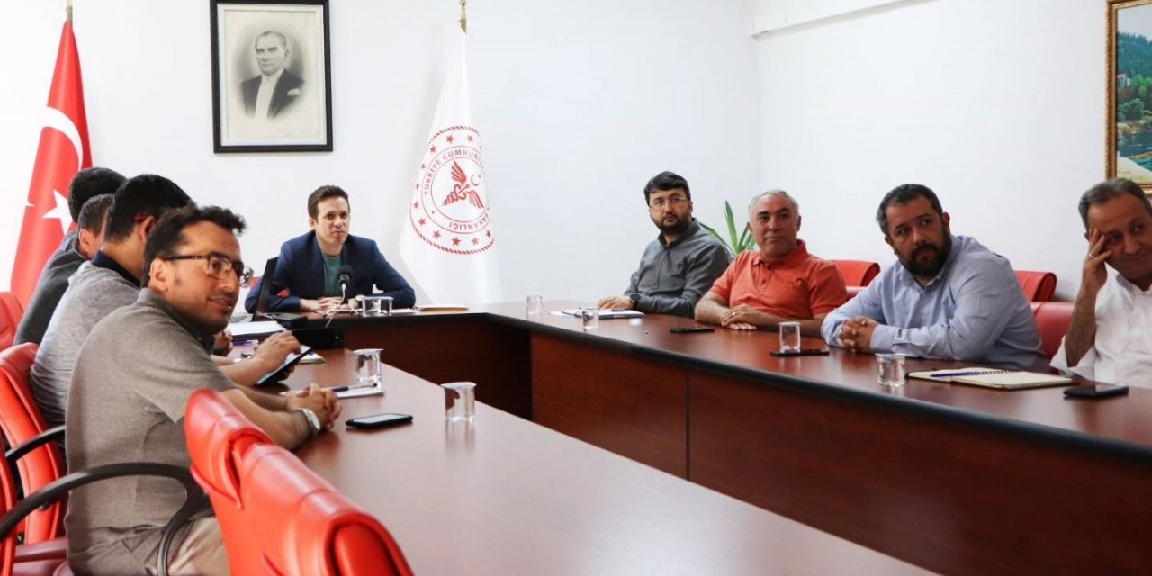 Bayram tatili süresince sağlık hizmetlerinde alınacak tedbirler görüşüldü