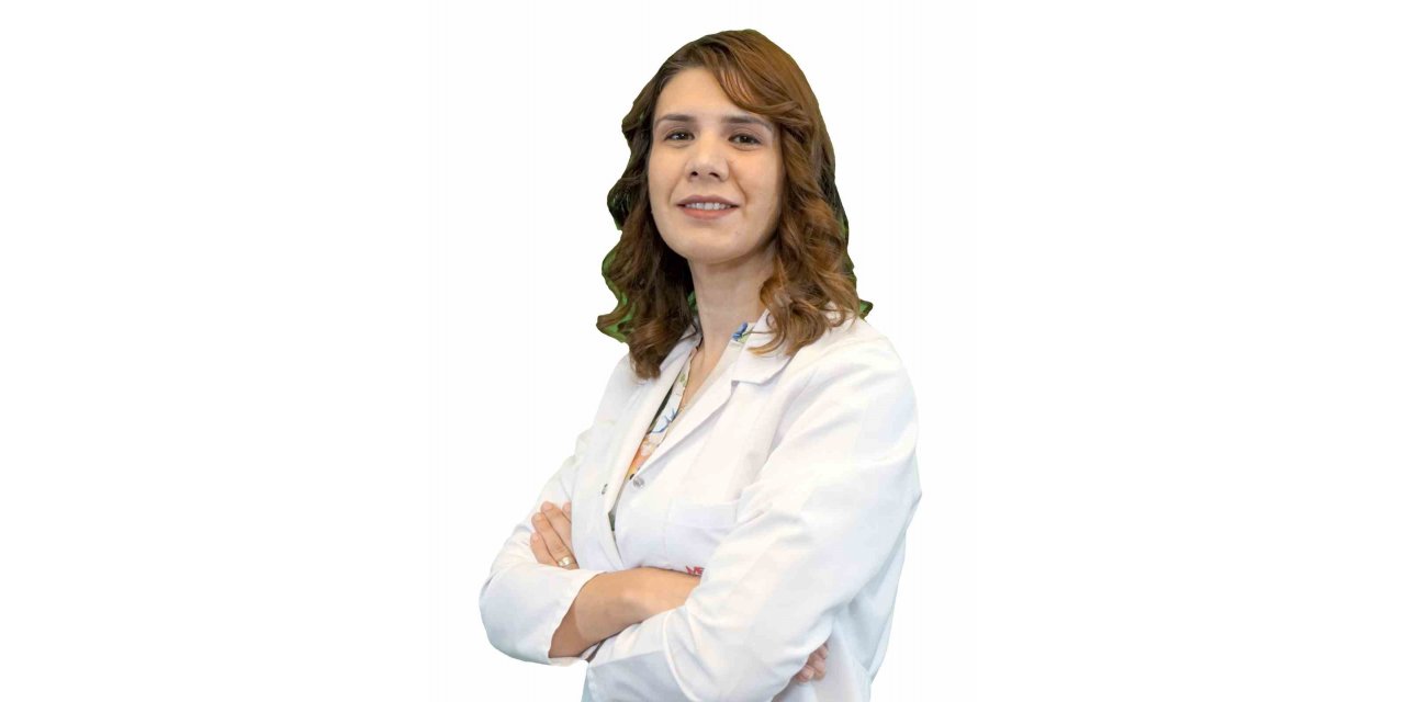 Uzmanından, omurga eğriliğine dikkat