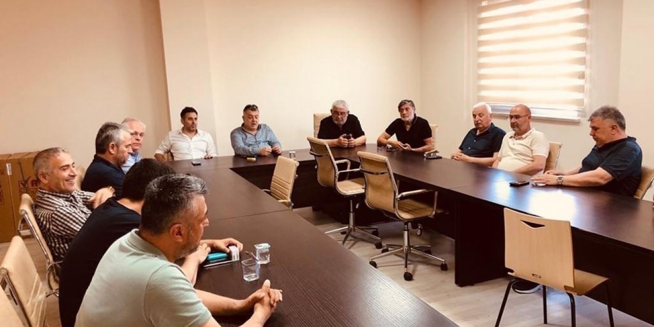 Düzcespor yönetimi istifa etti