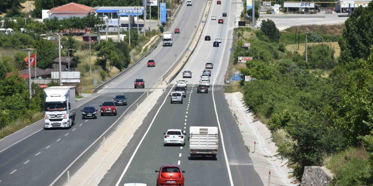 D100 Tosya geçişinde bayram yoğunluğu