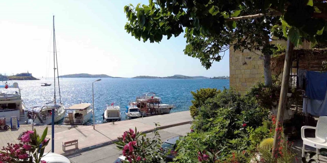 İzmir’in gözde tatil merkezlerinden Foça Kurban Bayramı’na hazır