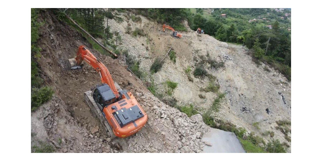 Sel ve heyelanların yıktığı yollar yeniden yapılıyor