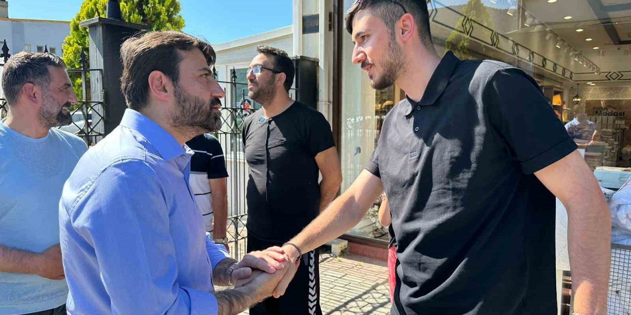 Bayram tatilini fırsat bilen Şahin, soluğu memeleketinde aldı