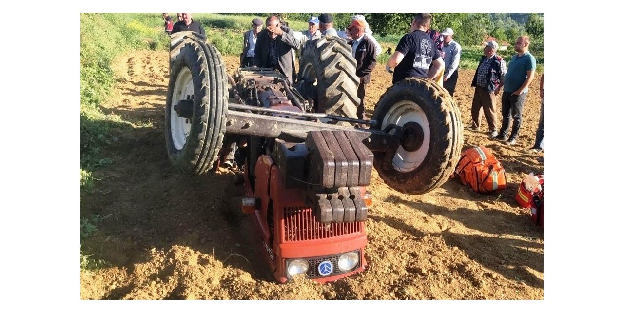Simav’da devrilen traktörün altında kalan çiftçi hayatını kaybetti