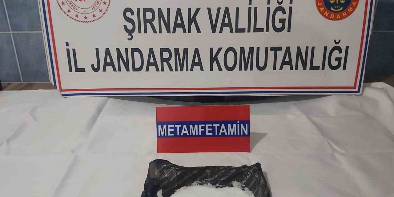 Şırnak’ta rehabilitasyon merkezi müdürünün aracında metamfetamin bulundu