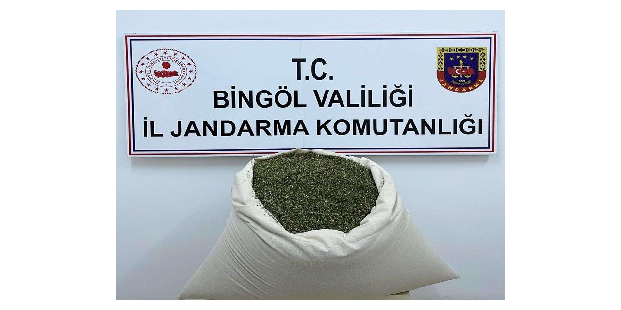 Bingöl’de çuval içerisinde 16 kilo esrar ele geçirildi