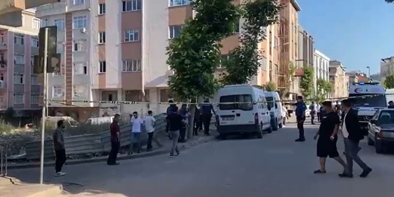 Güngören’de sokak ortasında silahlı saldırı: 1 ölü