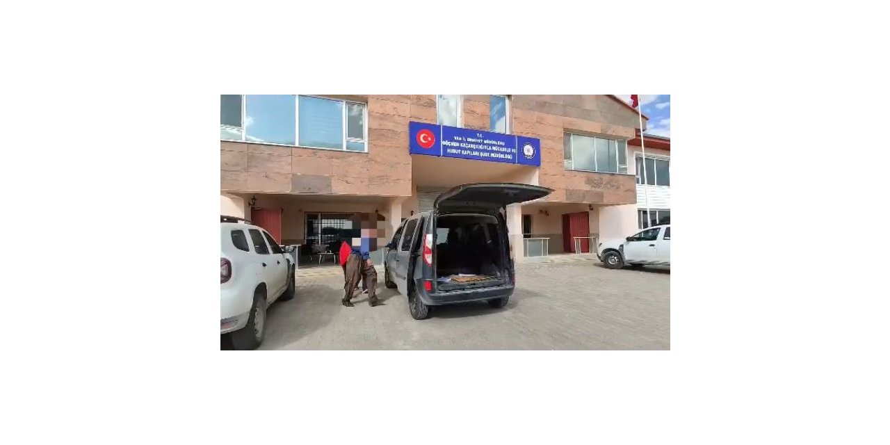 Van’da 4 organizatör tutuklandı