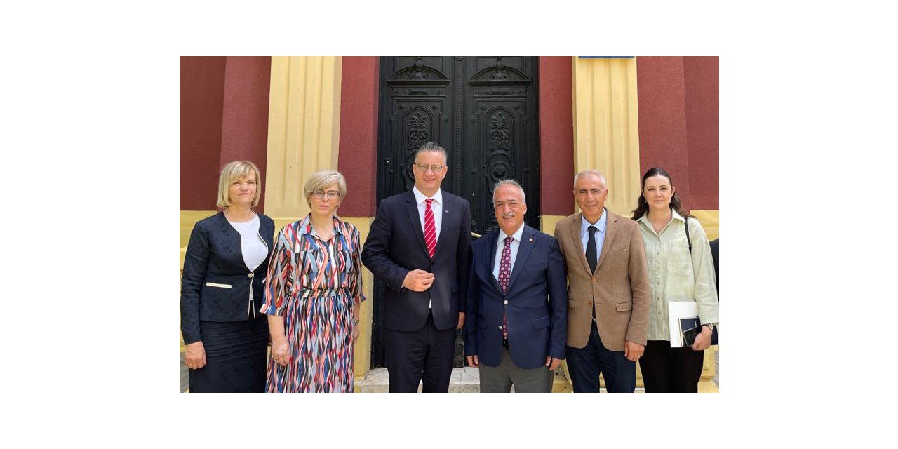 Rektör Çomaklı’dan balkan üniversitelerine ziyaret