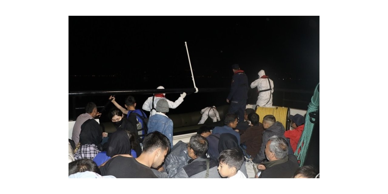 Yunan unsurlarınca ölüme terk edilen 35 kaçak göçmen kurtarıldı