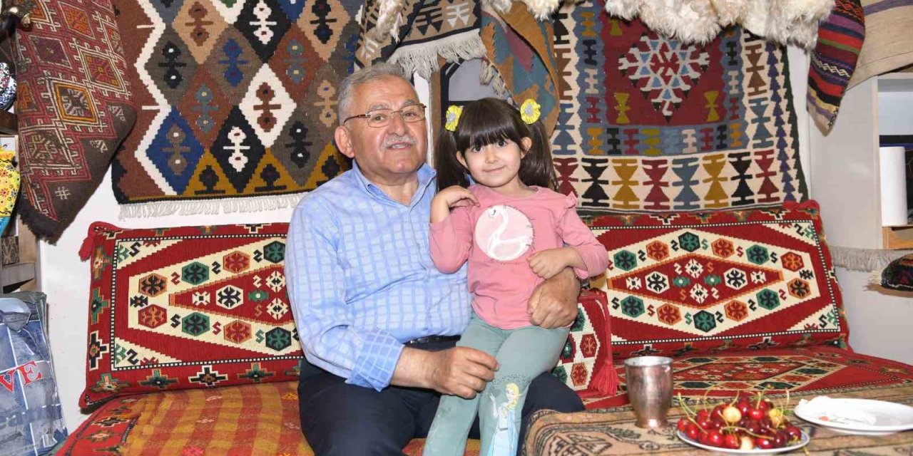 Başkan Büyükkılıç’tan Erciyes esnafına ziyaret