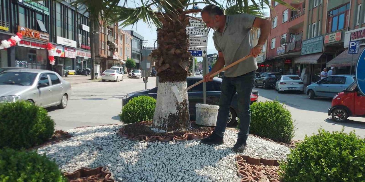 Akyazı’da bayram hazırlıkları sürüyor