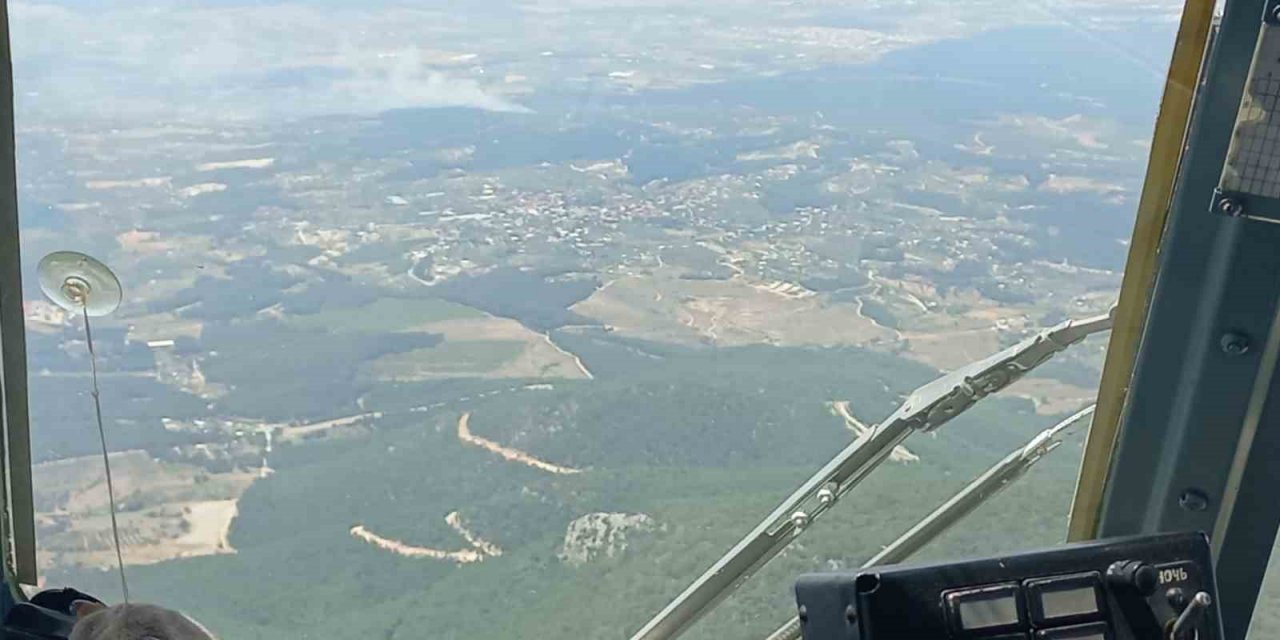 İzmir’de orman yangını: 5 helikopter, 2 uçak bölgede