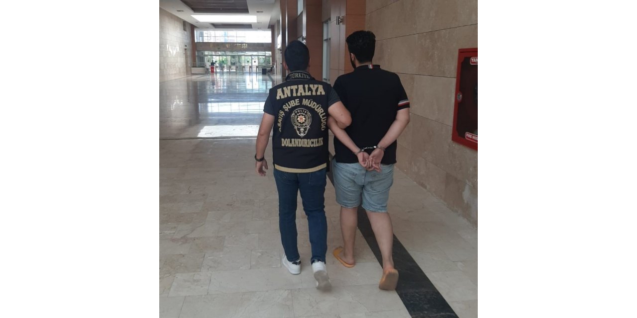 Antalya’da 288 bin liralık "mavi tik" dolandırıcılığı: 2 gözaltı