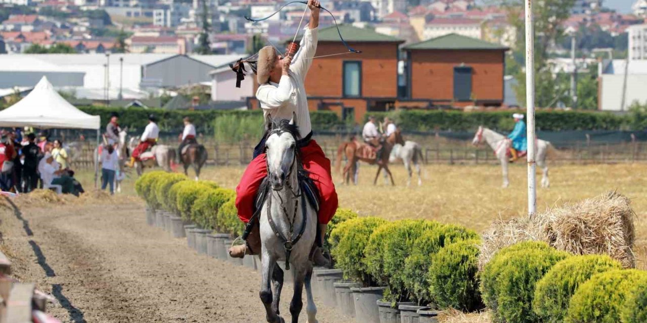 Atlı Okçulukta çeyrek final heyecanı