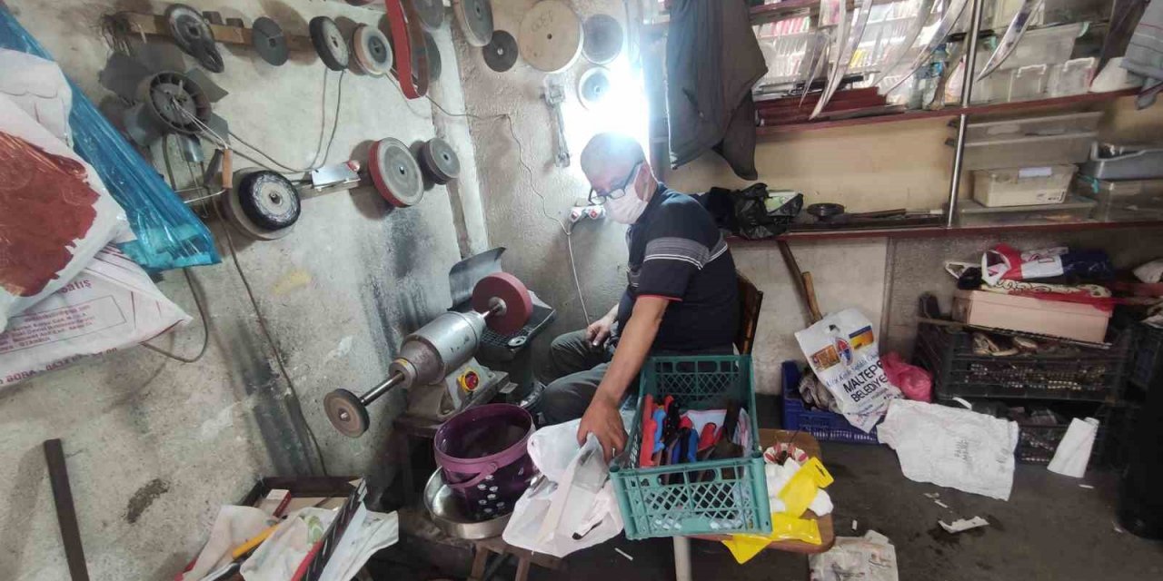 Tarihi Bıçakçılar Arastasında Kurban Bayramı yoğunluğu