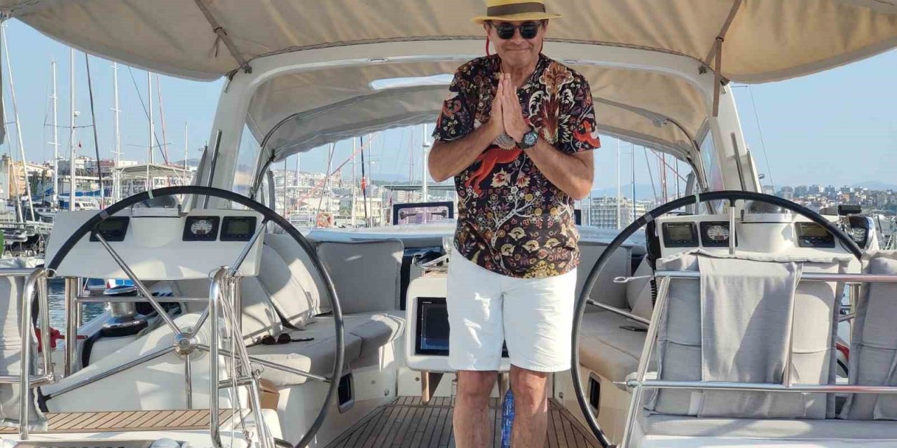 Ünlü televizyoncu ve müzisyen Kuşadası’na yerleşmeyi planlıyor