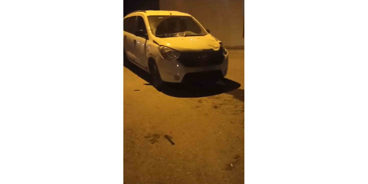 Otomobil ile motosikletin çarpıştığı kazada 1 kişi yaralandı