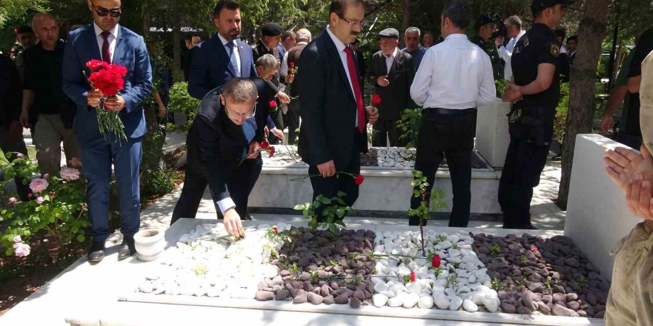 Yozgat’ta Kurban Bayramı arifesinde şehitlik ziyaret edildi