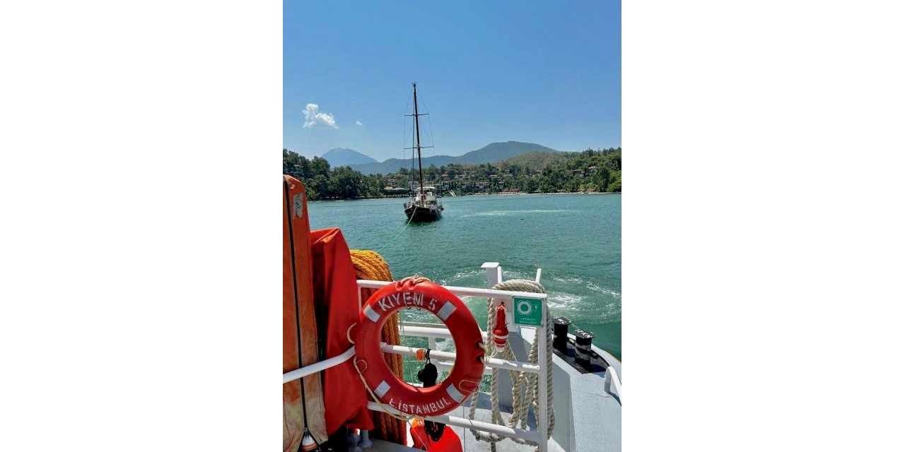 Fethiye Körfezi’nde sürüklenen tekneyi KIYEM ekipleri kurtardı