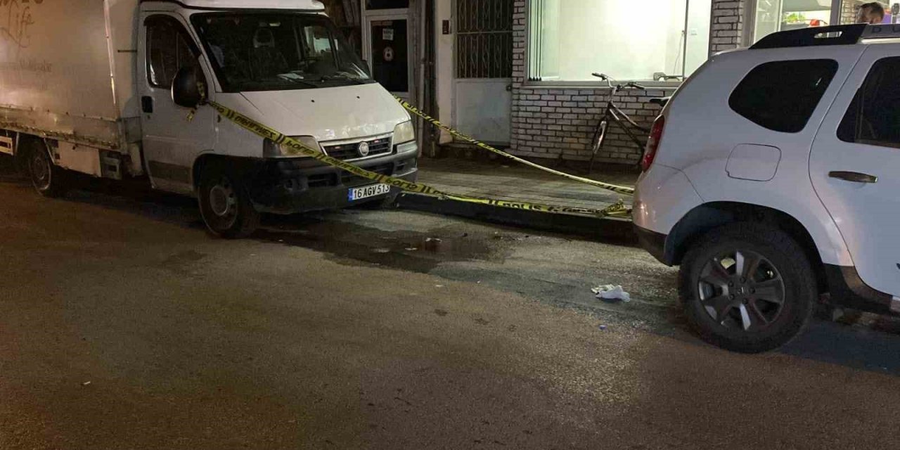 Bursa’da bıçaklı kavga: 1 yaralı