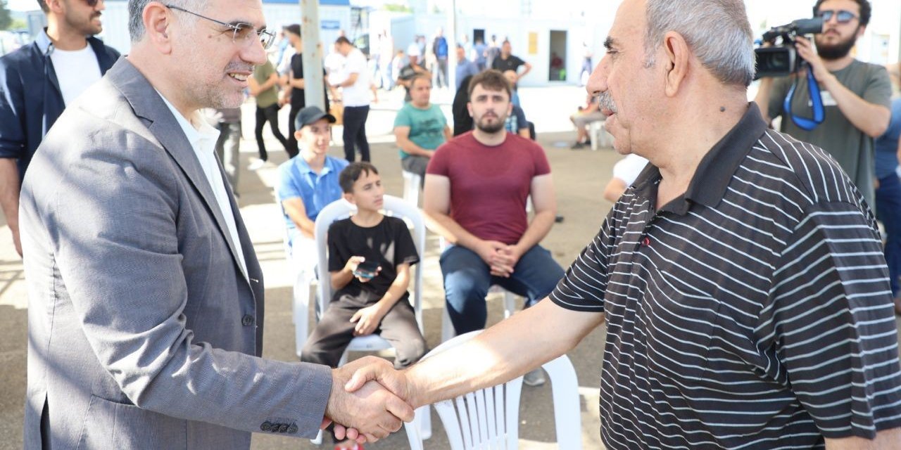 Sultanbeyli’de bayramlaşma kurban alanında yapıldı