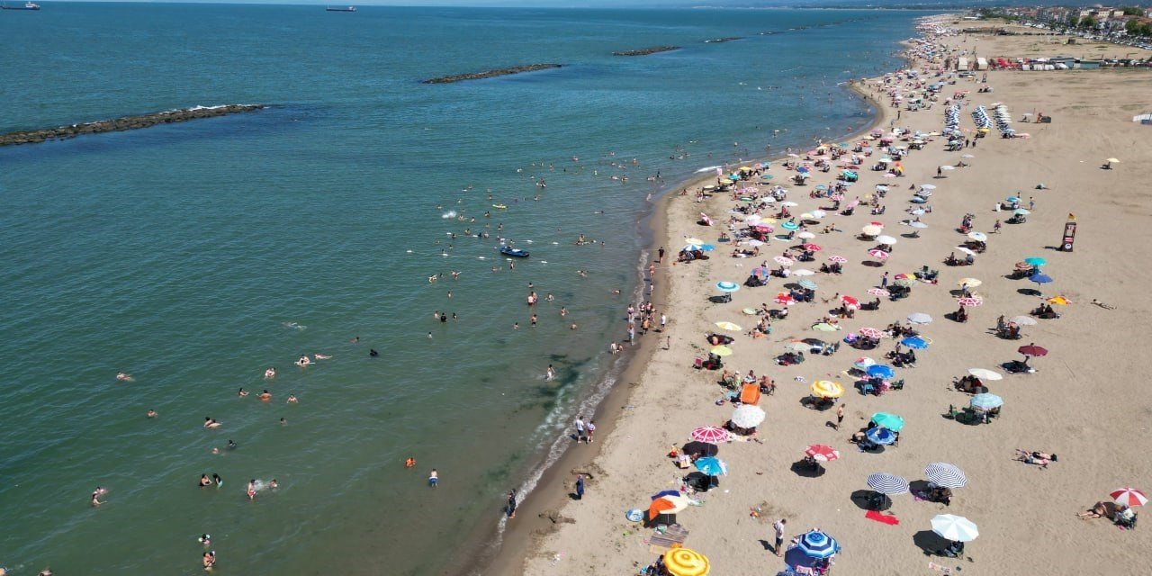 Bayramın ilk günü o sahil doldu taştı
