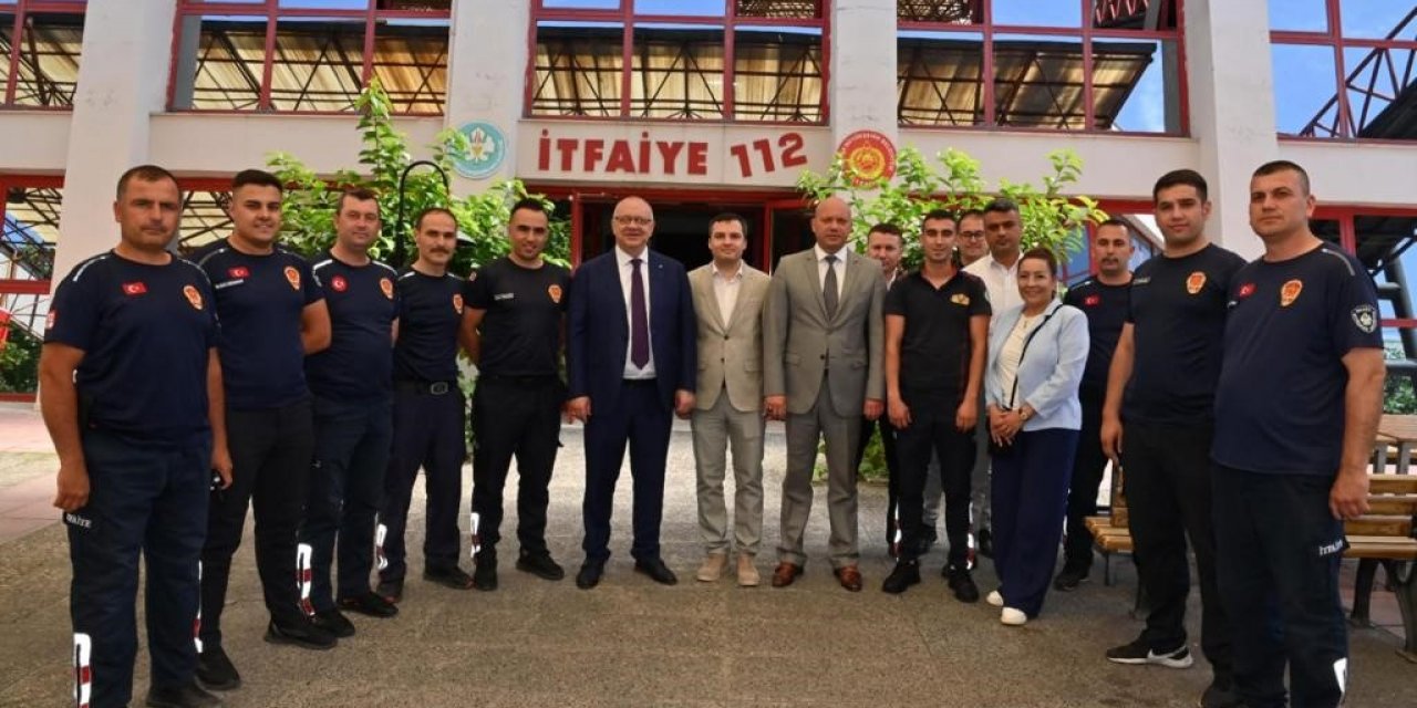 Başkan Ergün, görev başındaki personelle bayramlaştı